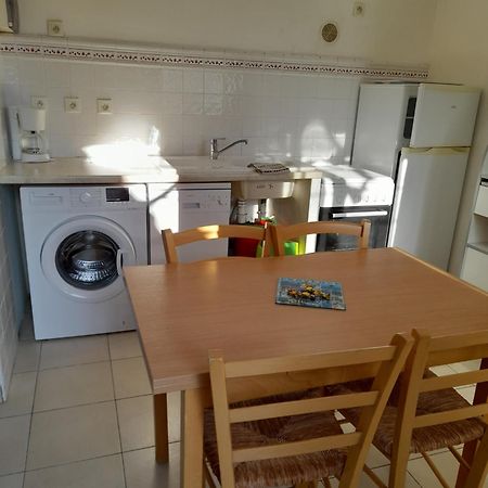 Chambres D'Hotes Chez Cecile A Lagnes 外观 照片