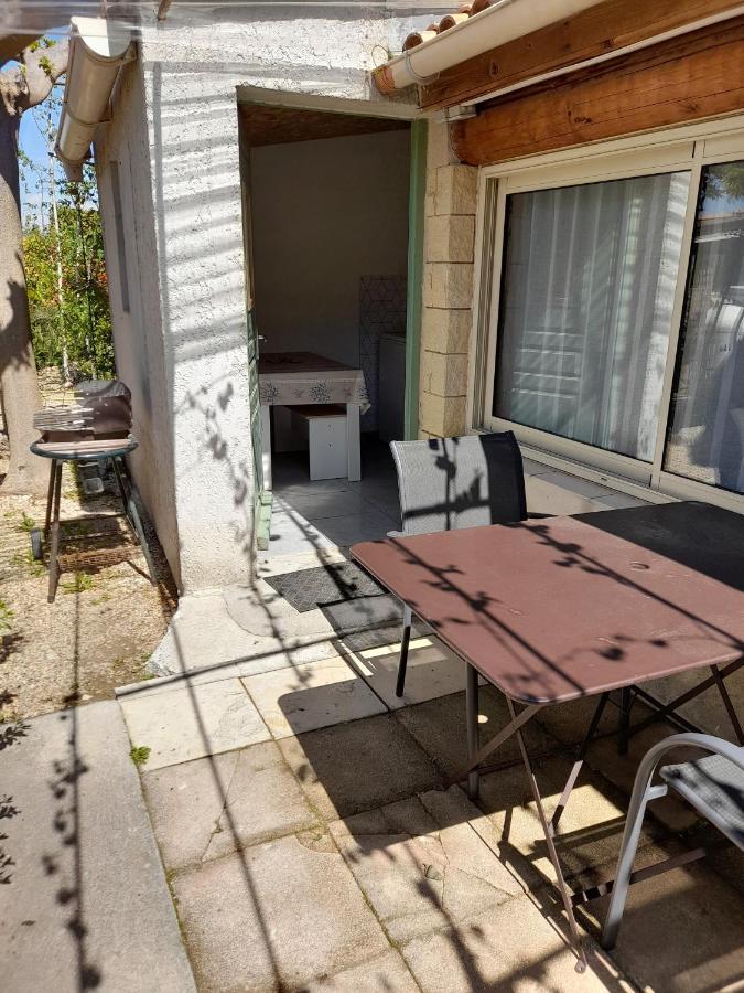 Chambres D'Hotes Chez Cecile A Lagnes 外观 照片