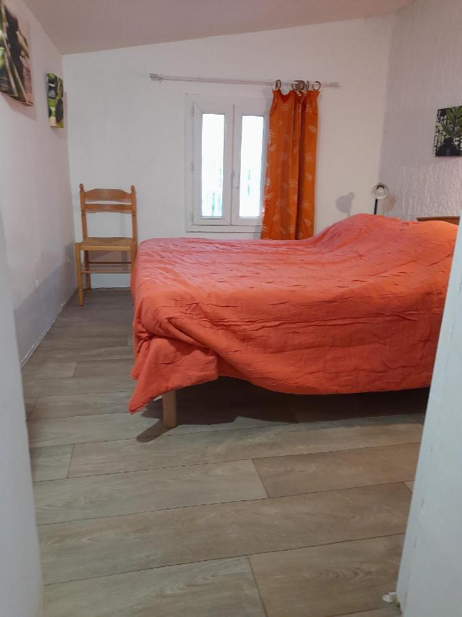 Chambres D'Hotes Chez Cecile A Lagnes 外观 照片