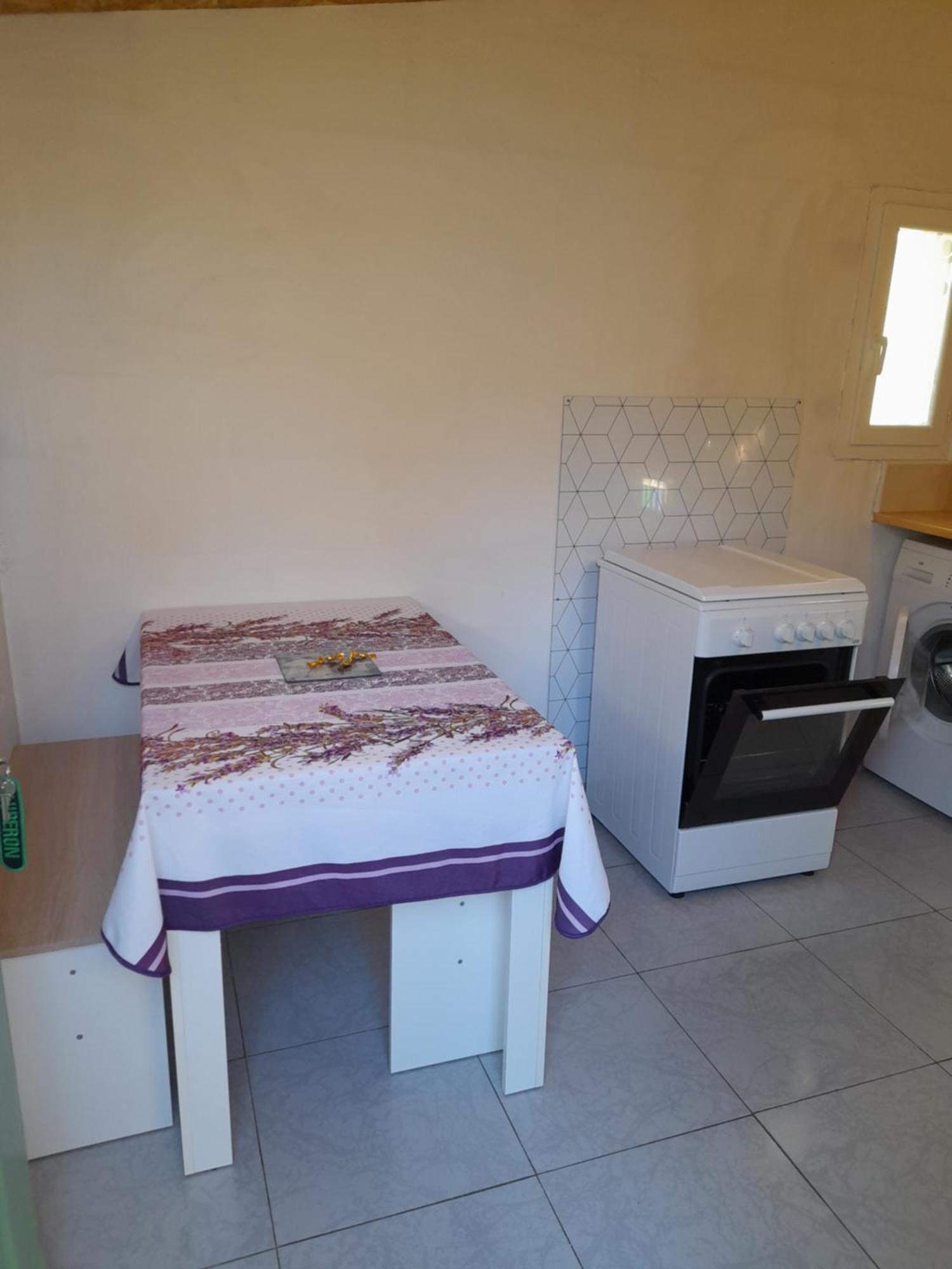Chambres D'Hotes Chez Cecile A Lagnes 外观 照片